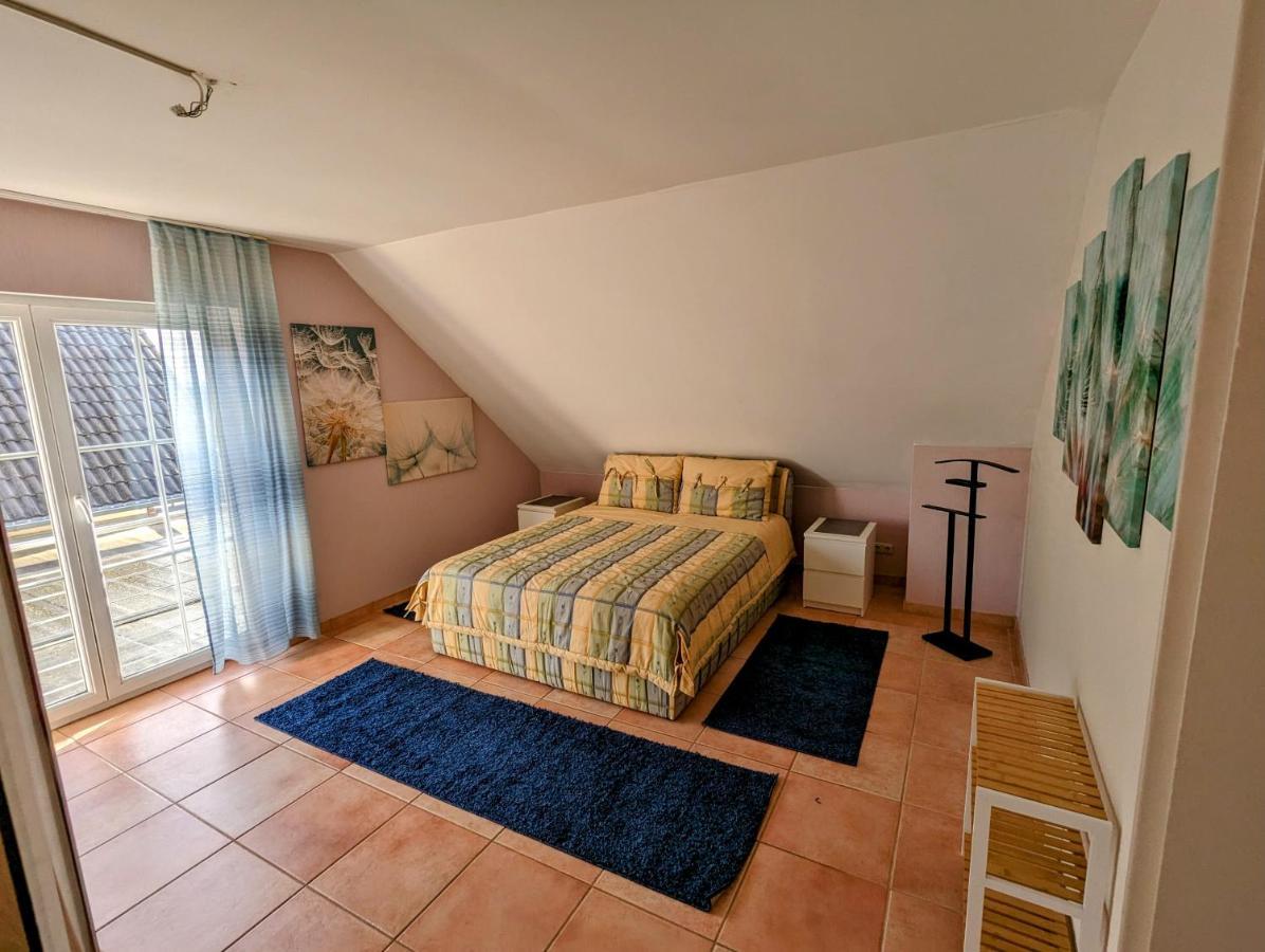 Grosse Schoenheit Mit Panoramablick Euskirchen Zewnętrze zdjęcie